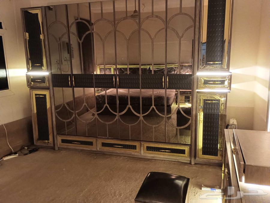 Complete and clean bedroom set, level 7 thousand for sale due to relocation64502029384195112