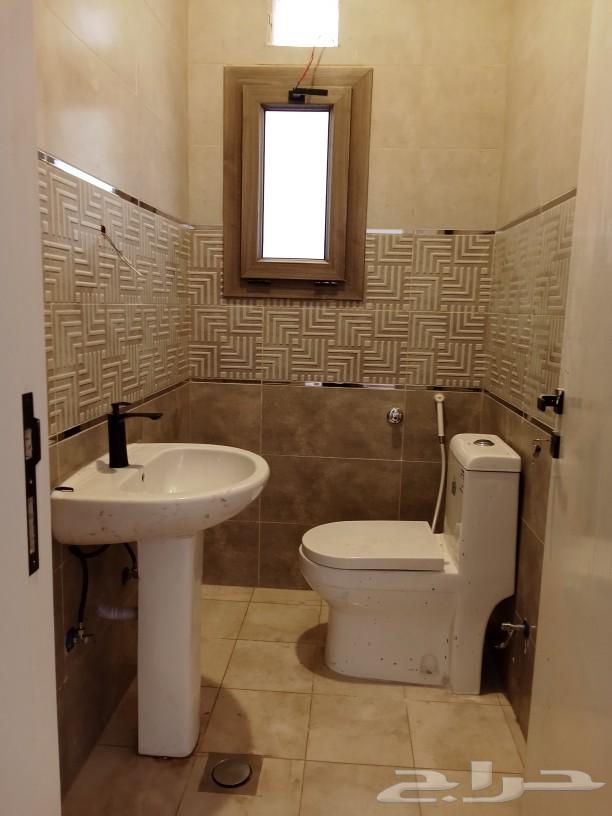 عزل الاسطح المبلطه والغير مبلطه عزل خزانات المياه عزل حمامات64179051670402110