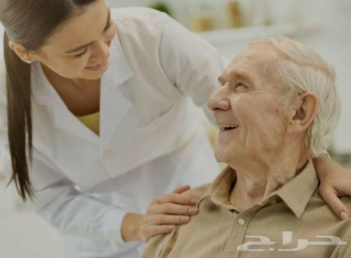 ممرض ومرافق للمرضي وكبار السن64179232757763111
