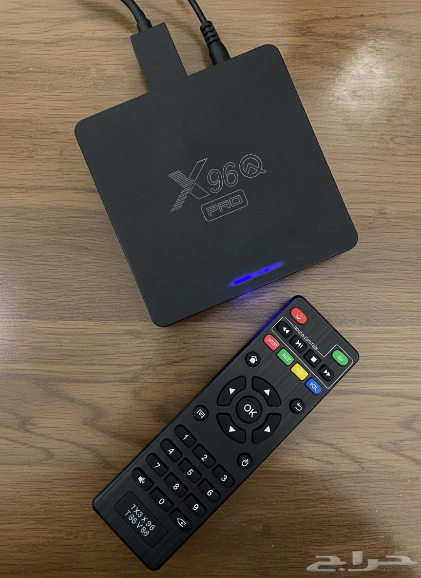 32-inch screen with wall mount and internet projector64471773930115112