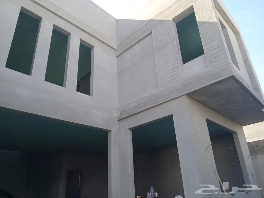 Egyptian mason working on villas and buildings under engineering supervision64181318180995110