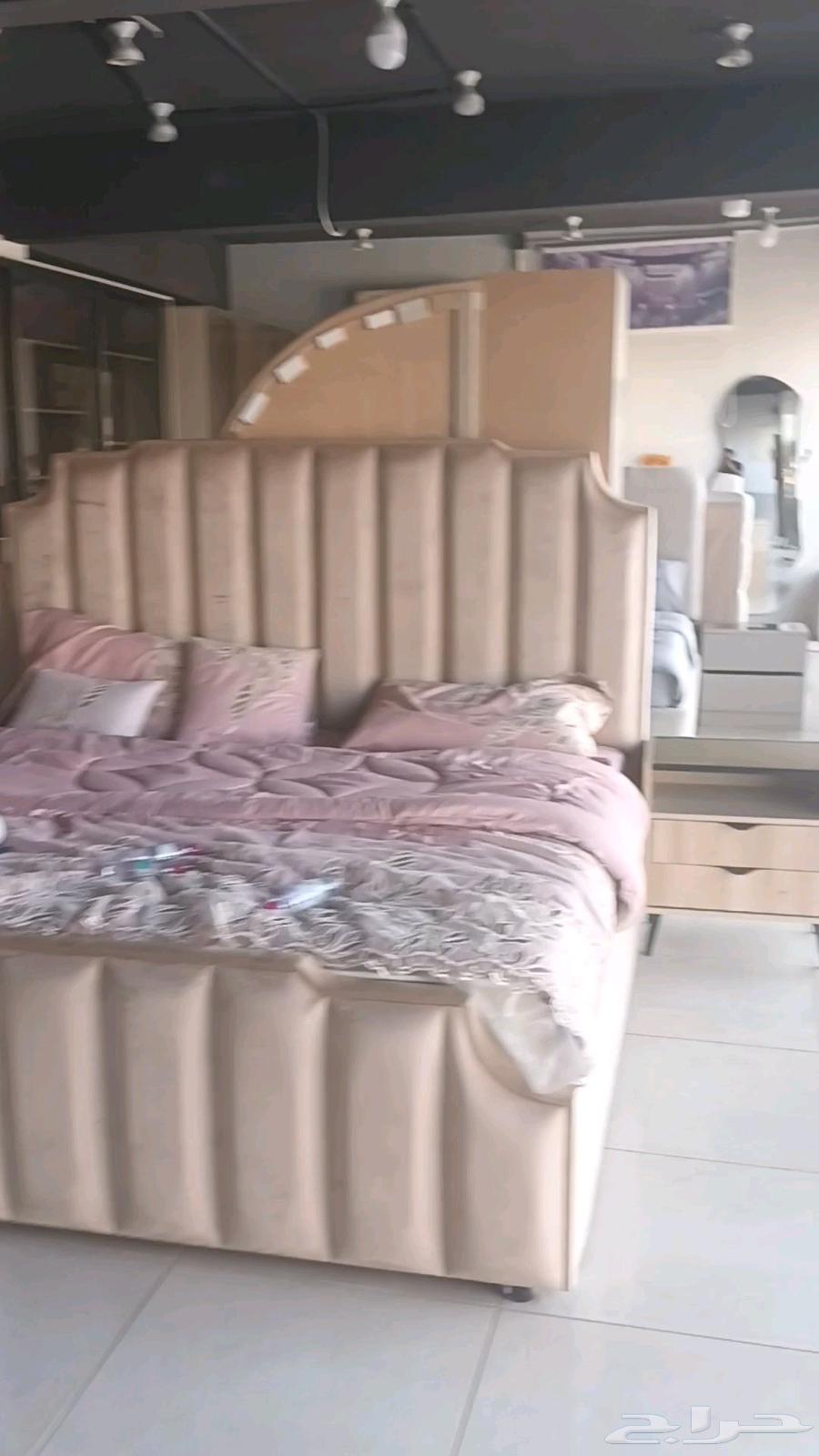 نقل عفش داخل وخارج الرياض64180898888449112