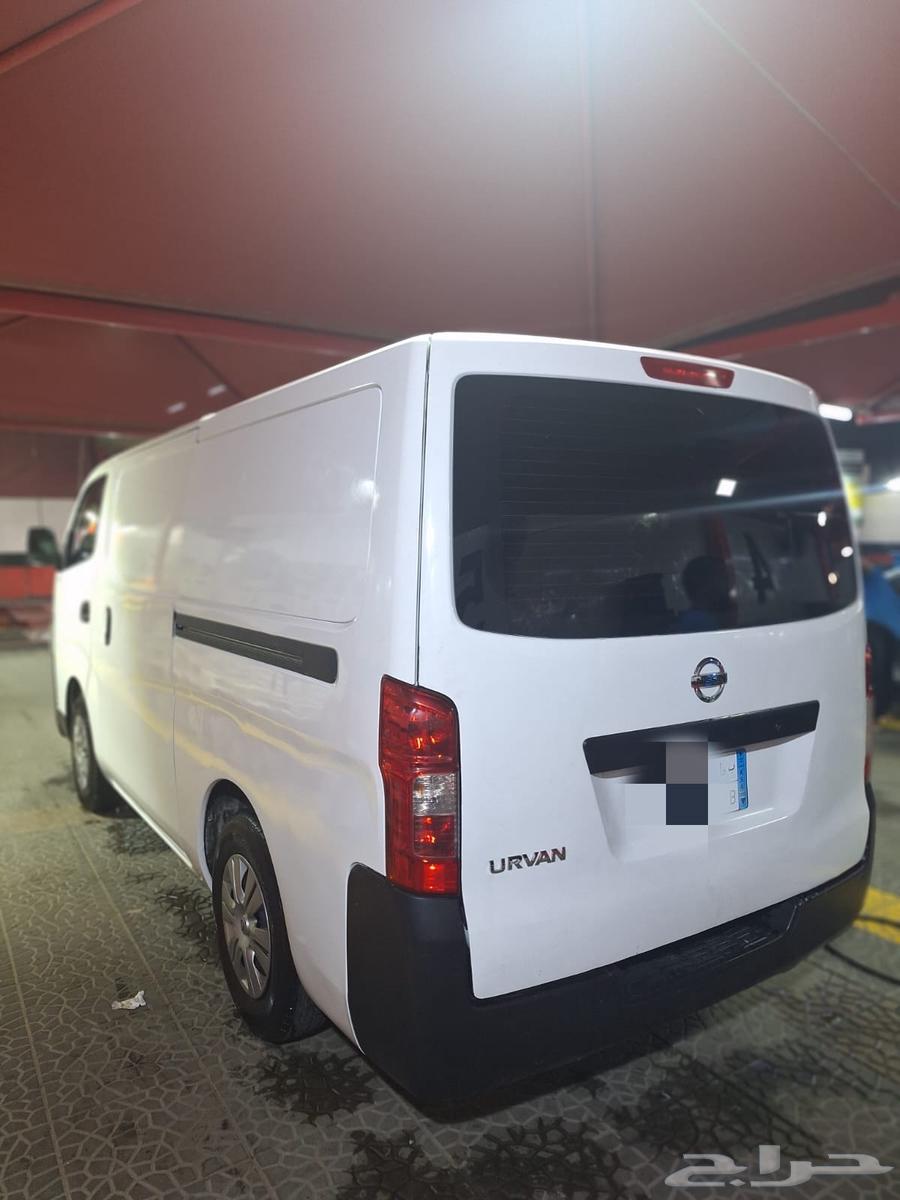 سيارات تبريد لتوصيل مشاوير64180275133057112