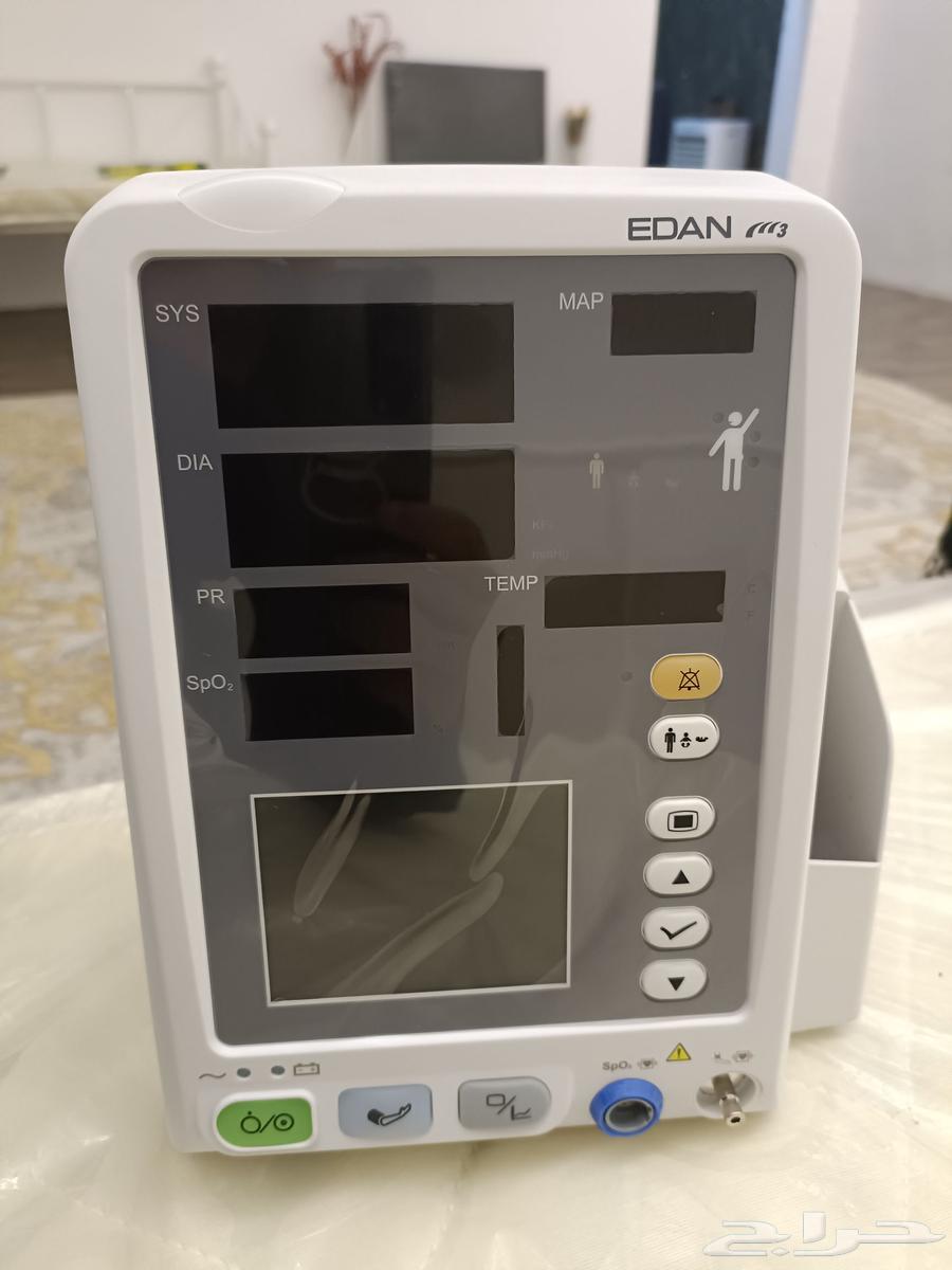 Vital Signs Measuring Device64521140170115112