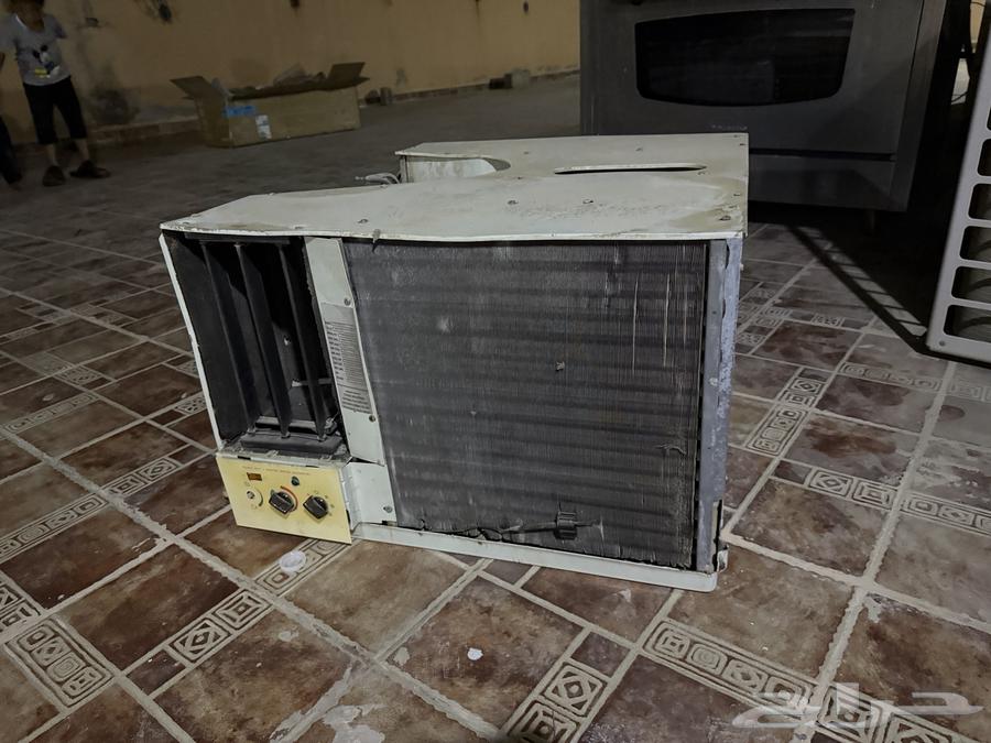Working gas grill oven, working window air conditioner cooling and heating, 2 units, Samsung air conditioner64181319870978111