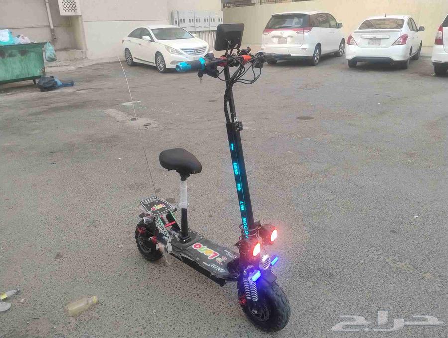 سكوتر الوحش محركين للبيع او للبدل نضيف جدا64494167019266111