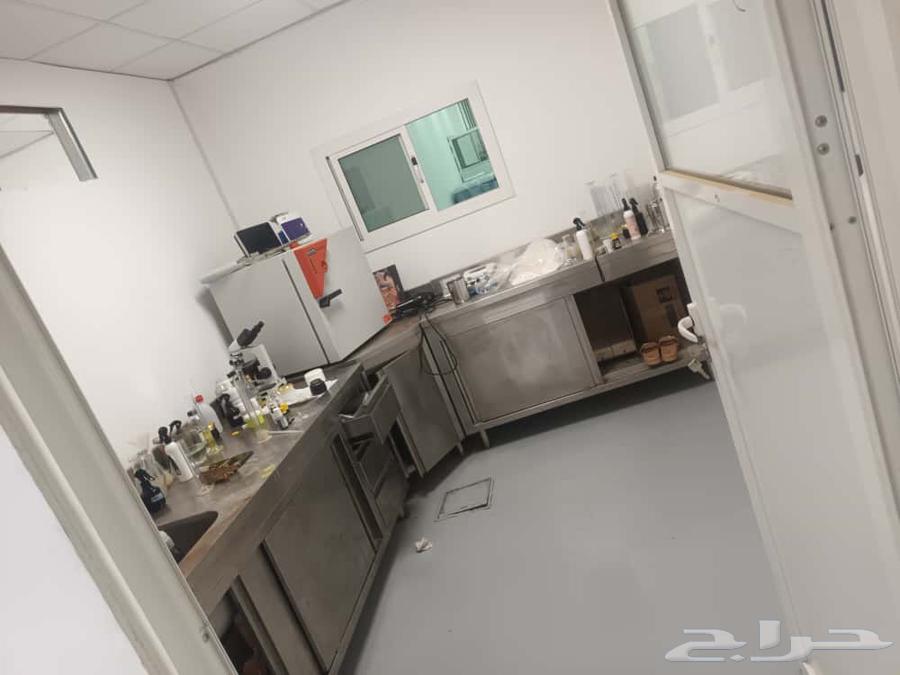 مصنع منظفات ومستحضرات تجميل للبيع بجده64622079063553114