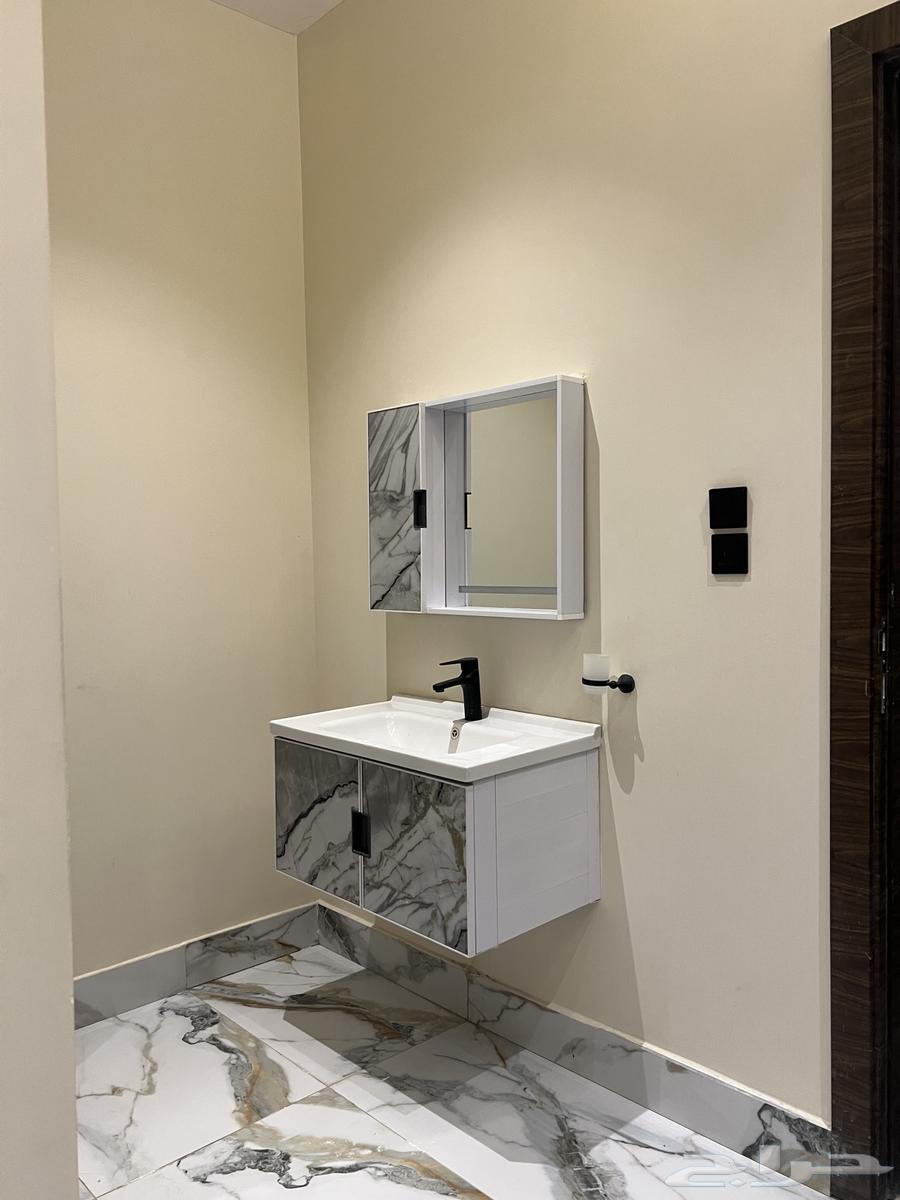 Ground floor apartment with installed split AC units and new kitchen64153989486723113