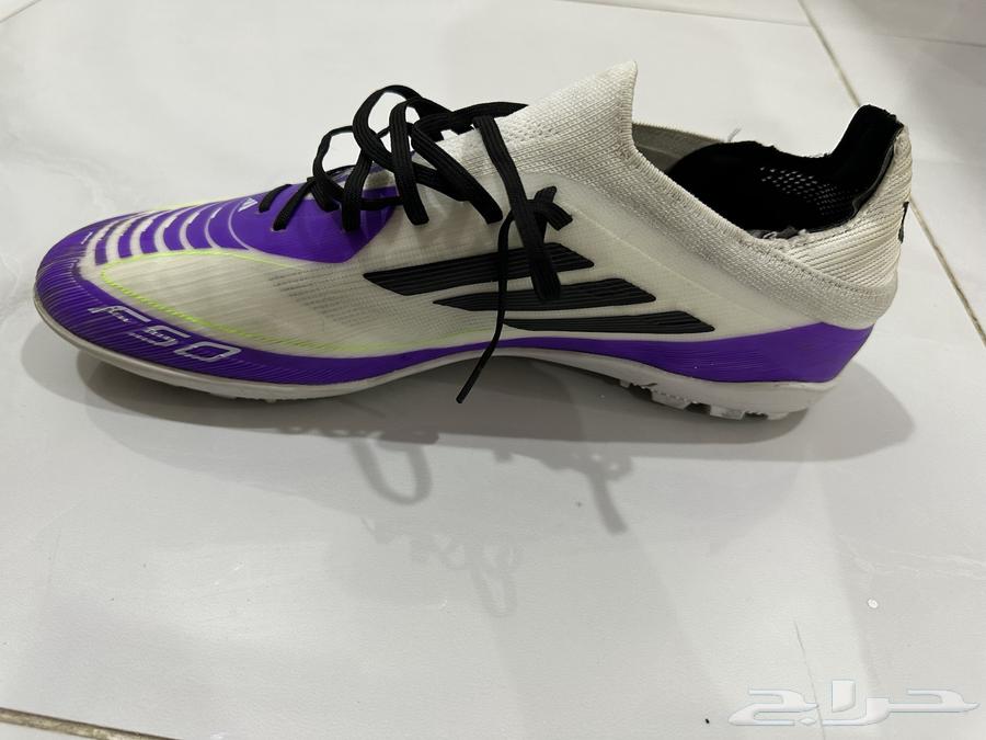 جزم كورة نايك اديداس اصليه للبيع64574565398275111