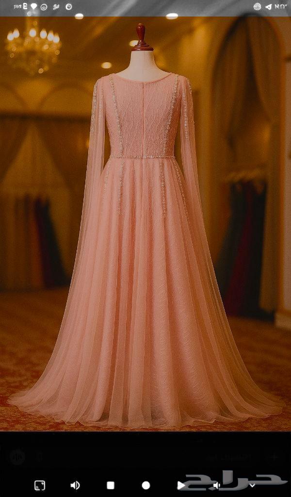 فستان أنثوي راقي بتفاصيل ناعمة للبيع (لبسه واحده)64552163391363112