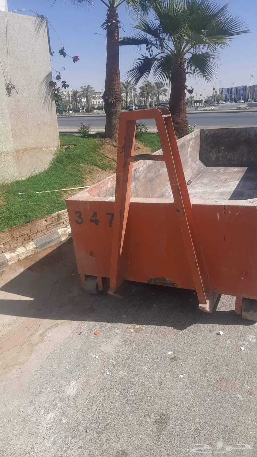 Containers for rent in the north and east of Riyadh64183251632003110