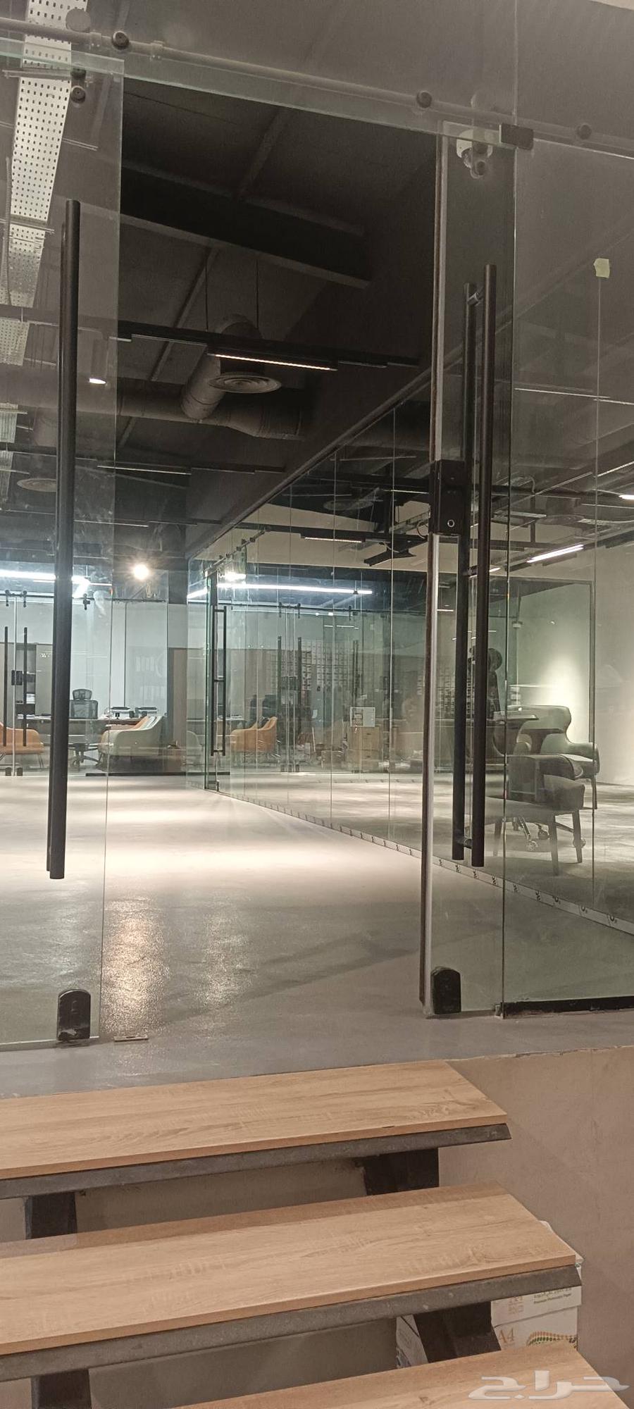 ابواب زجاج سكريت واجهات زجاج سكريت تضليل استيكر شورات حواجز64181783962883112