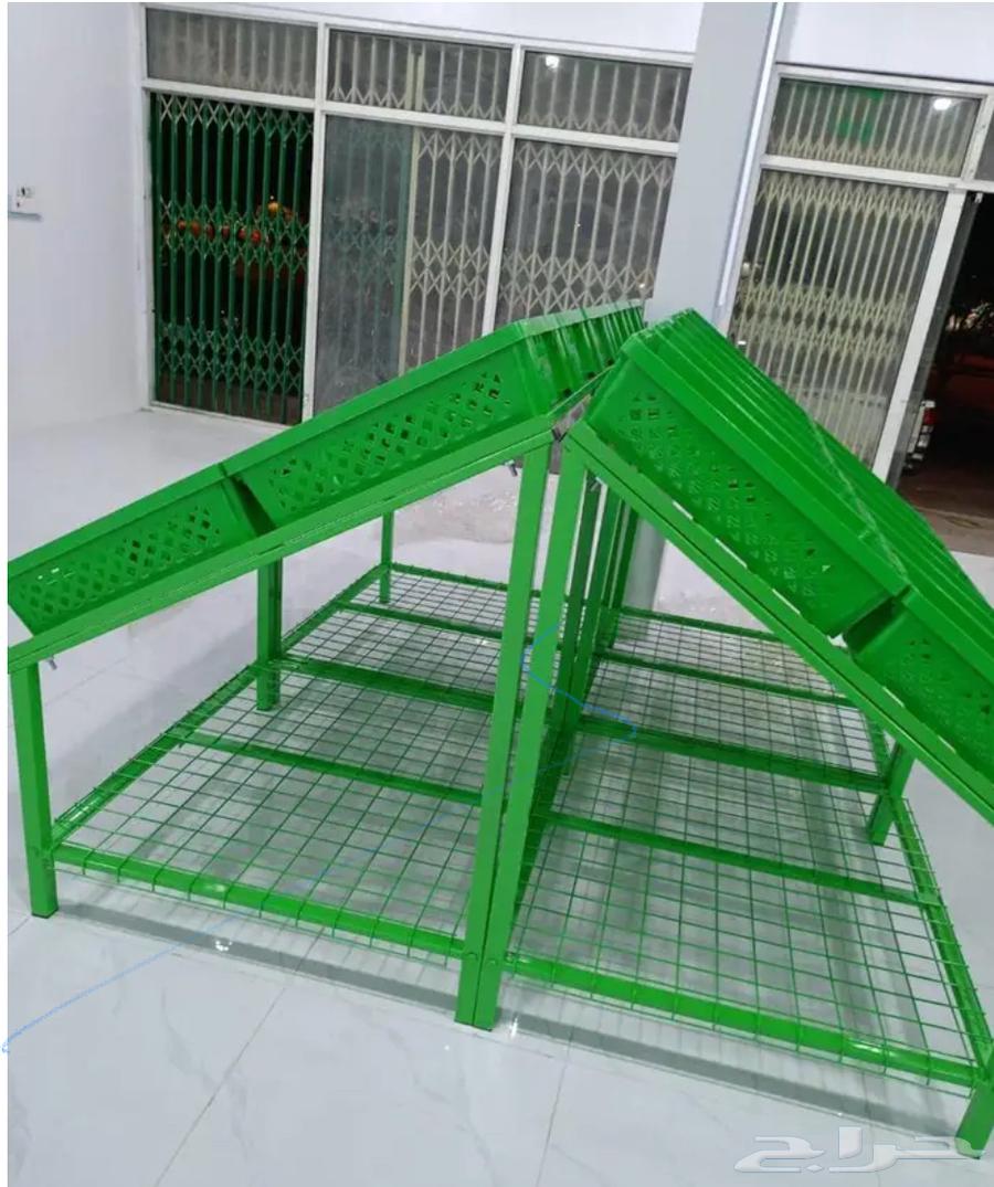 5 vegetable shelves available, each shelf holds 6 boxes available64182779010179111