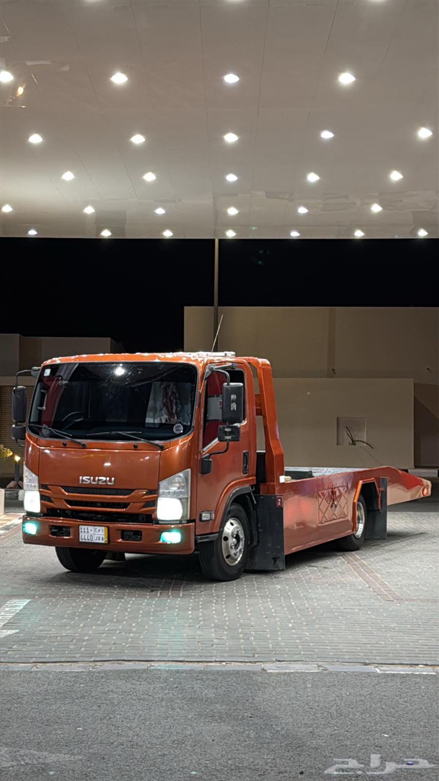 سطحه لنقل السيارات64184065816193110