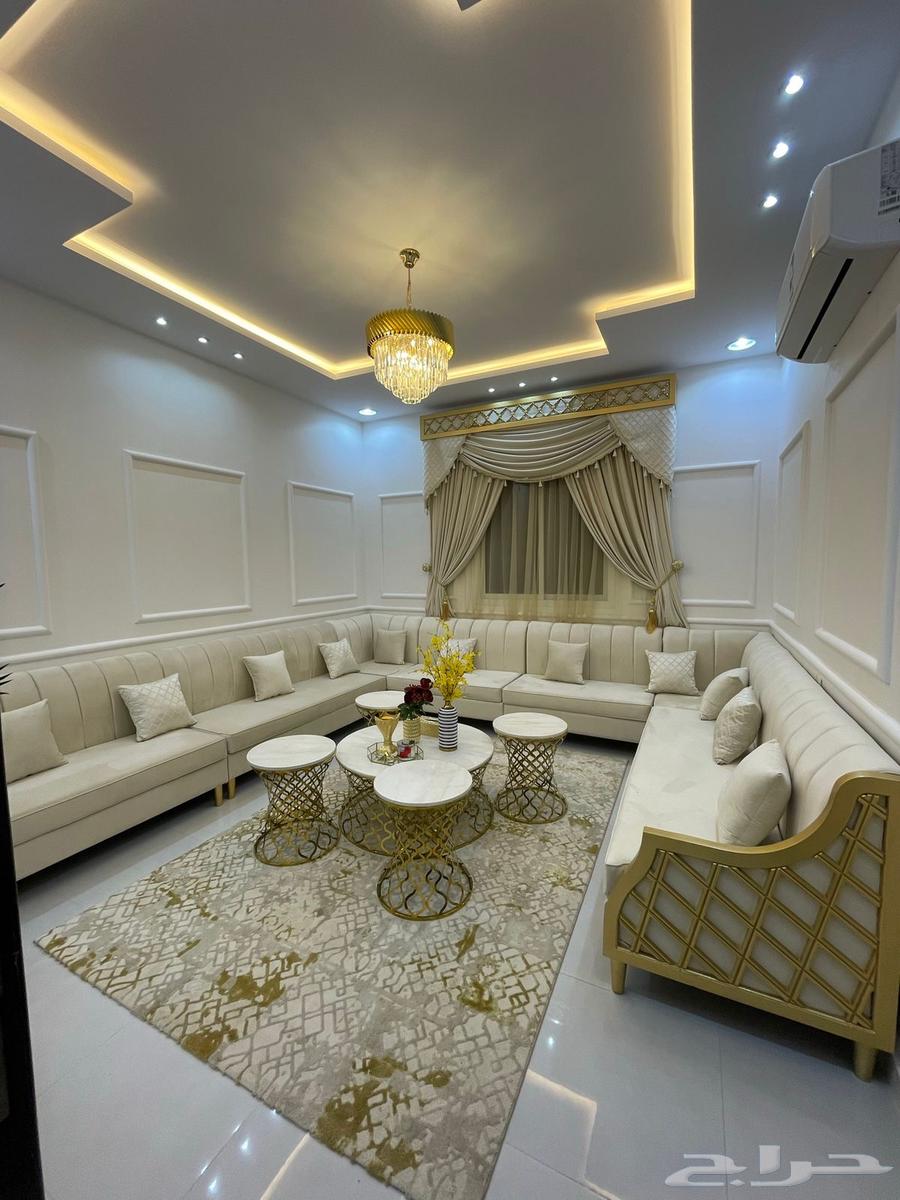 فيلا حي مشارف الحزم موقع جميل قريب من طريق ديراب موثثه64154690061187111