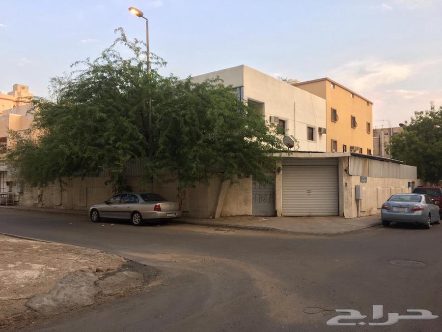 فلا للبيع حي النزهه64154213209986111