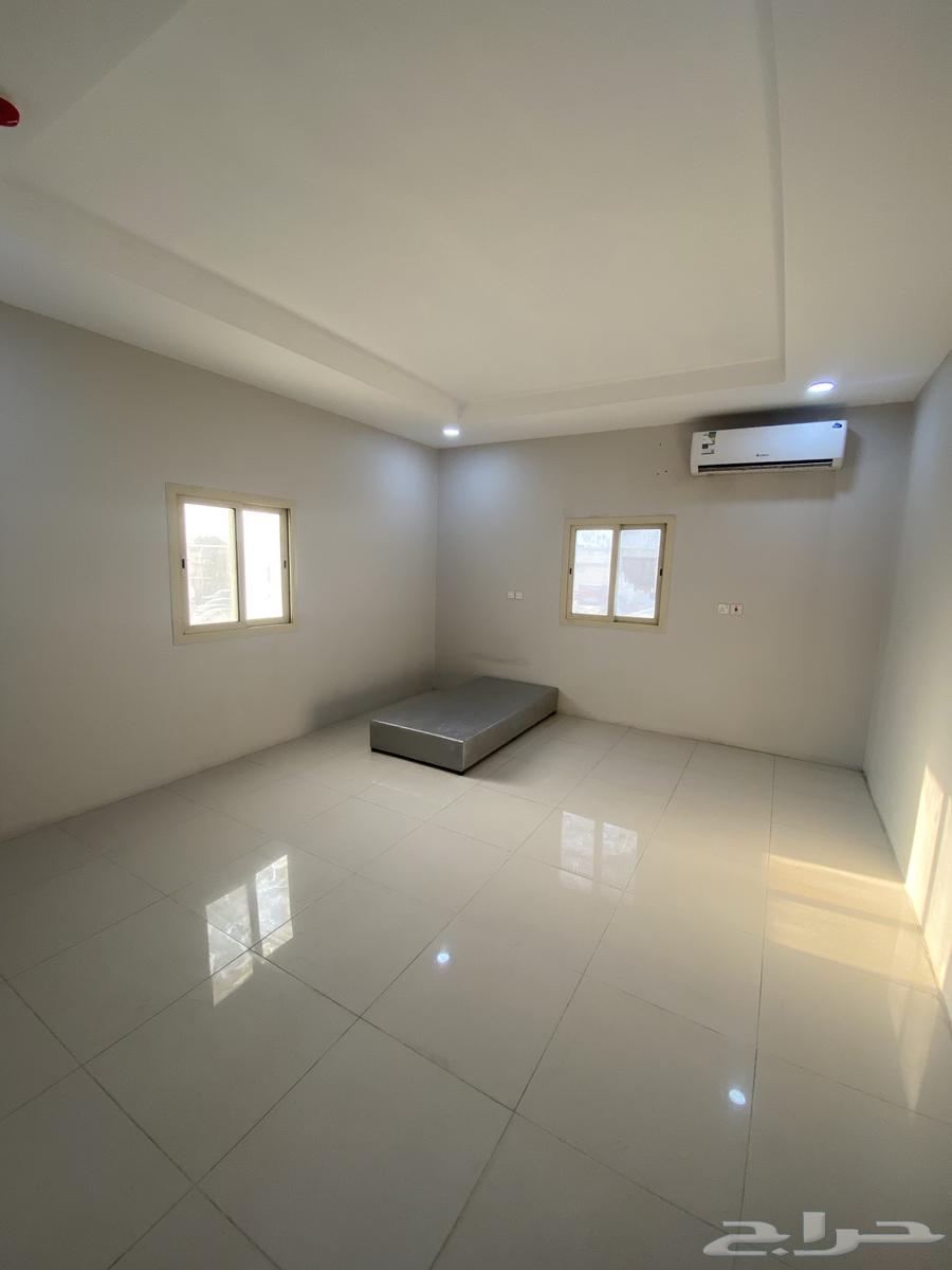 شقة سكنية للايجار بحي التعاون64154688715011111