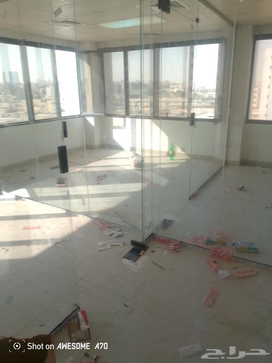 زجاج سكريت مكاتب واجهات شورات وجميع اعمال الالمنيوم64183647871106111