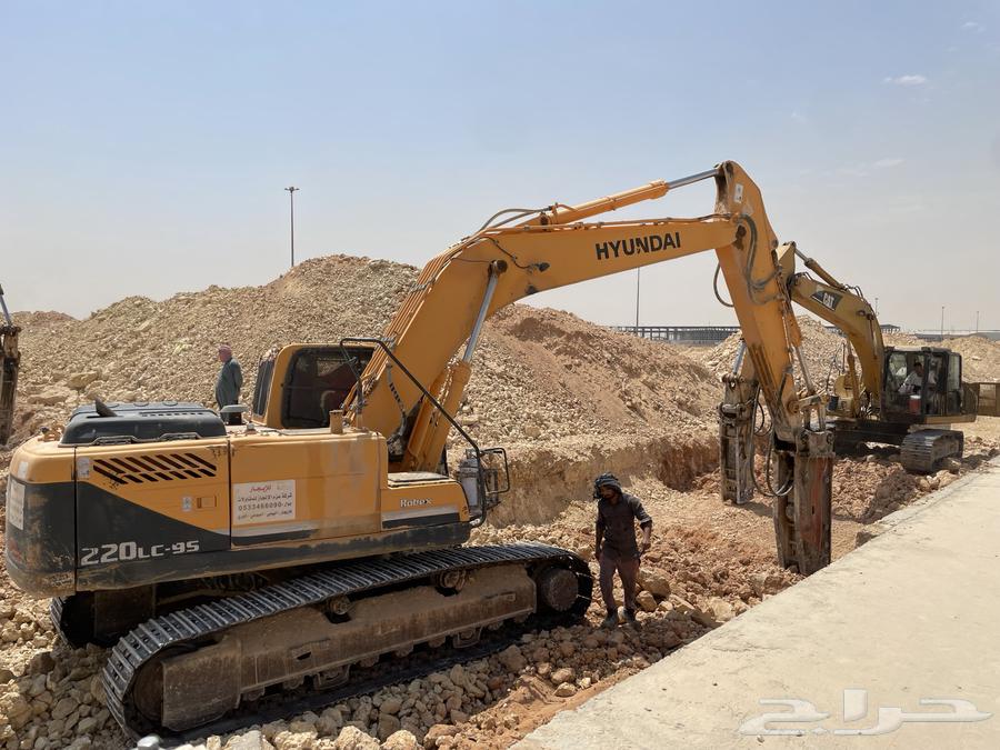 Excavation and relocation contracting64183440121602112