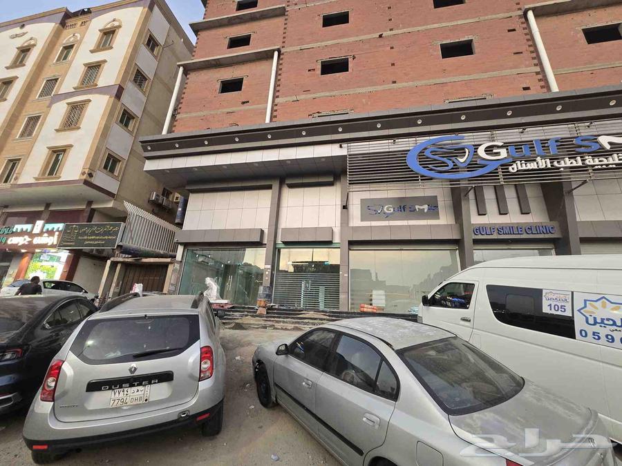 Glass and Mirrors64183647554179110