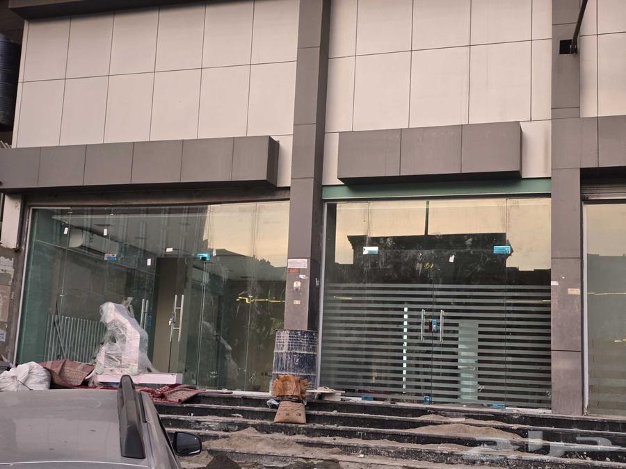 Glass and Mirrors64183647554179111