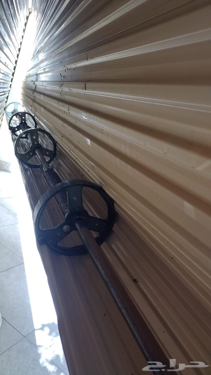 صيانة أبواب الكراج ومنافذ الشتر64184291589506112