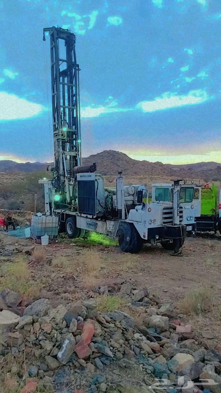 Artesian well drilling64183829916675112
