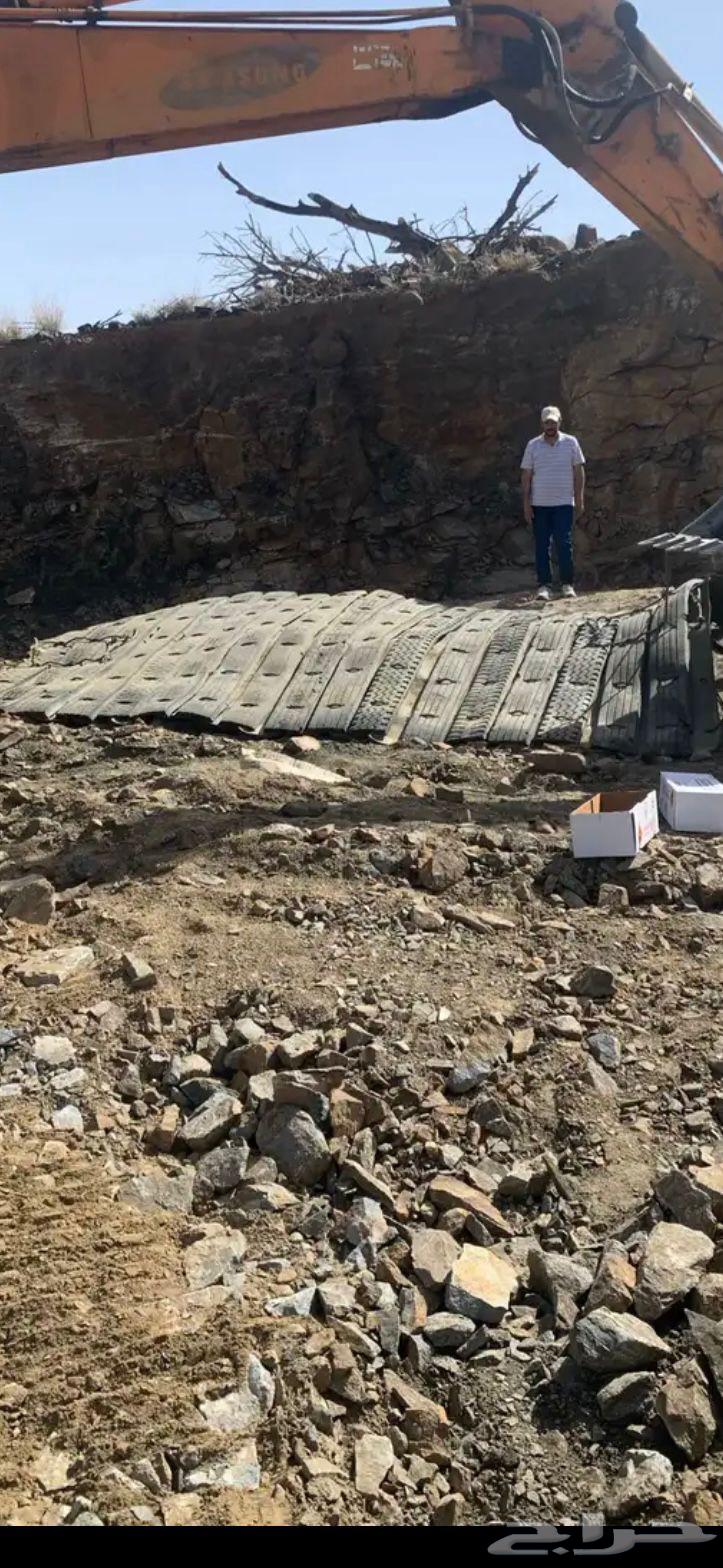 Rock Crushing and Breaking64185180606467114