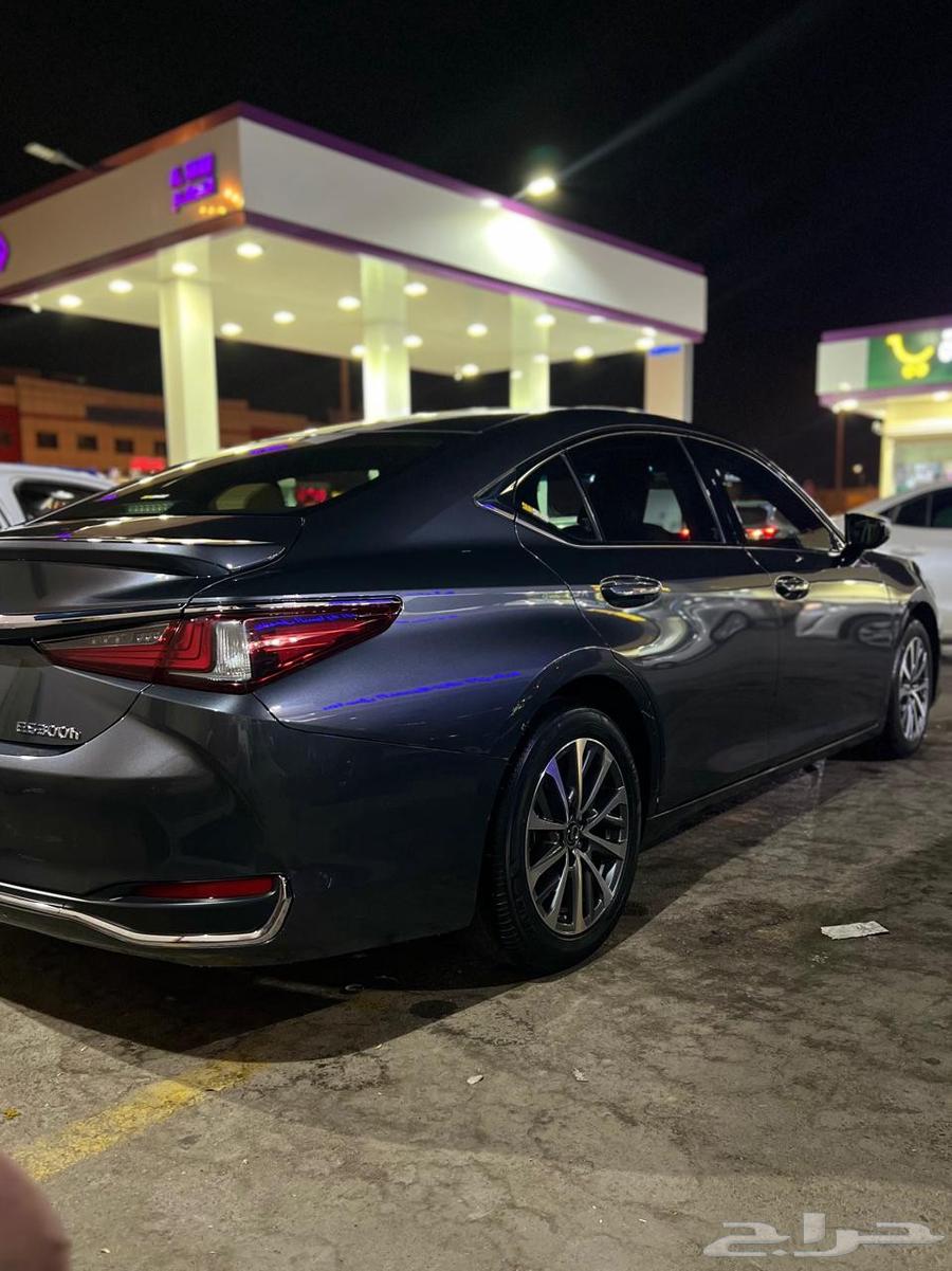 لكزس اي اس توصيل مشوار و توصيل مشاوير64184291978625110