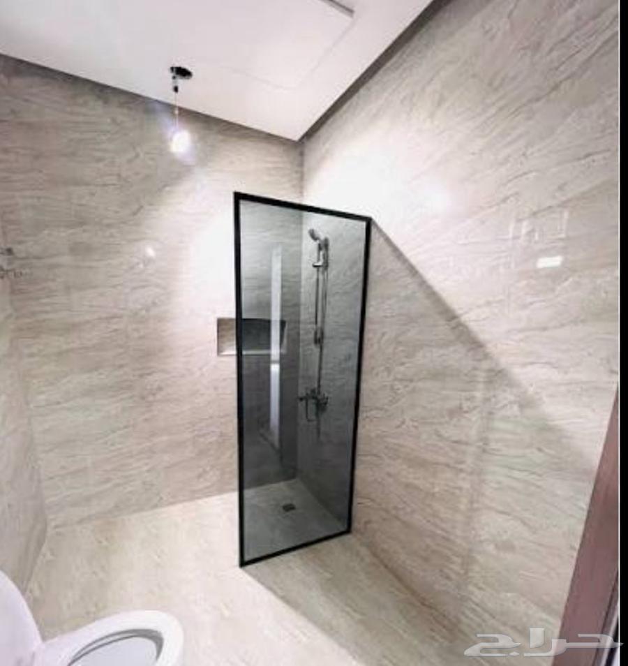 Tempered glass shop fronts, office partitions, showers, bathroom fixtures, mirrors64184290600194114