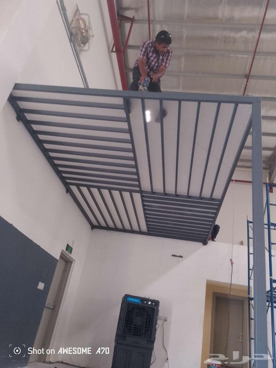 Metalworker for sandwich panel, Lexan, and seating areas64236753549057110