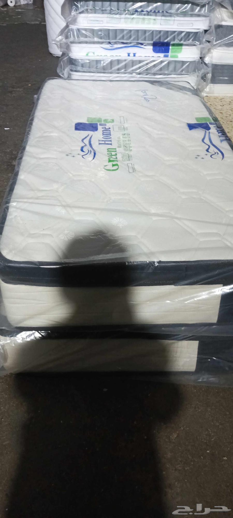 سراير مراتب و ديكورات بجميع المقاسات تواصل واتساب64511142597635111