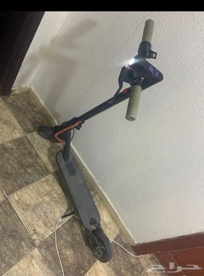سكوتر كهربائي شاومي شبه جديد64554118509441110