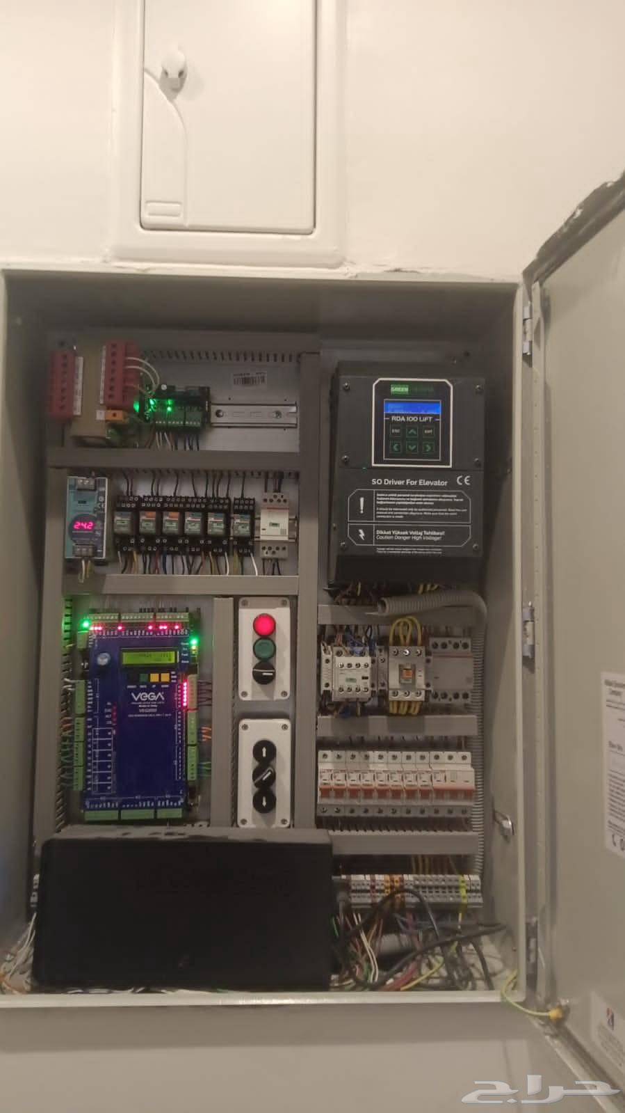 فني صيانة مصاعد64186176197122110