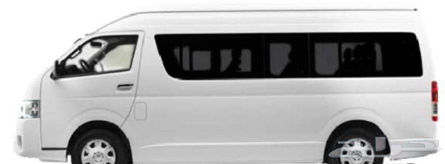 Bus transporting teachers within Dharan Al-Janoub64189186959873110