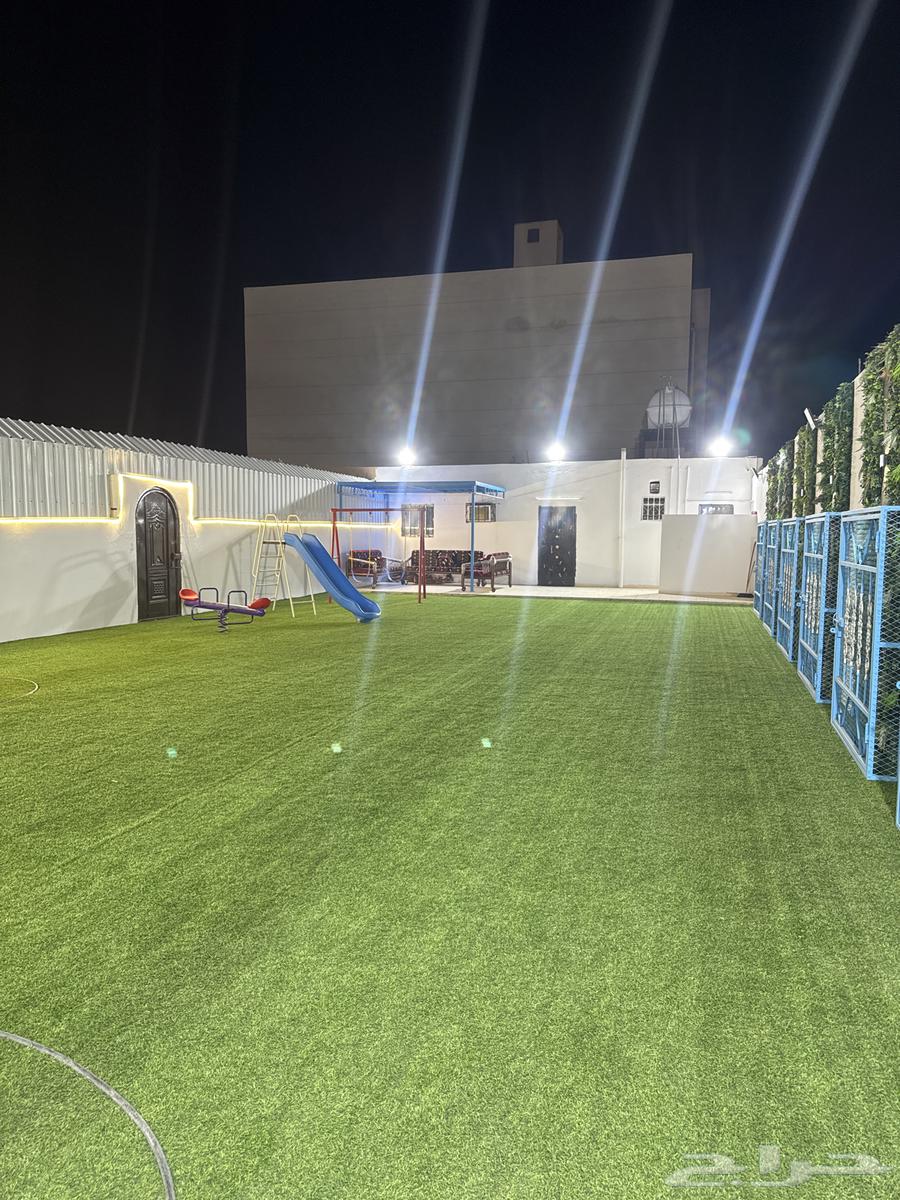 Two-room rest house with courtyard, simple children's games, and outdoor seating64155767508867111