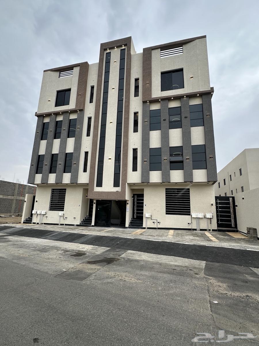 للبيع شقق تمليك علوي مع سطح و مصعد ابها البديع بسعر 550 الف64156025441539111