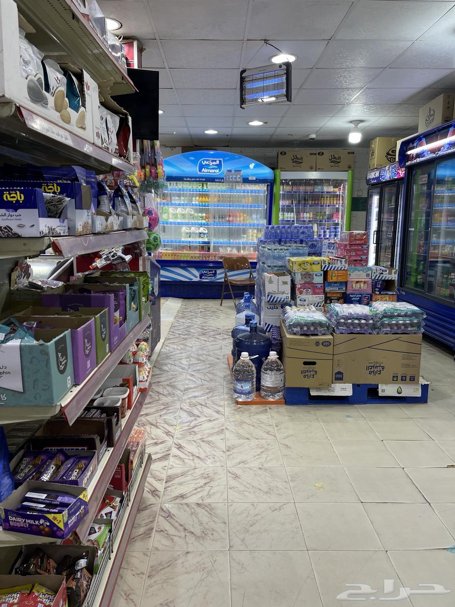 سوبر ماركت للتقبيل او للبيع بكامل اغراضه في سبت الجارة64155332958723112