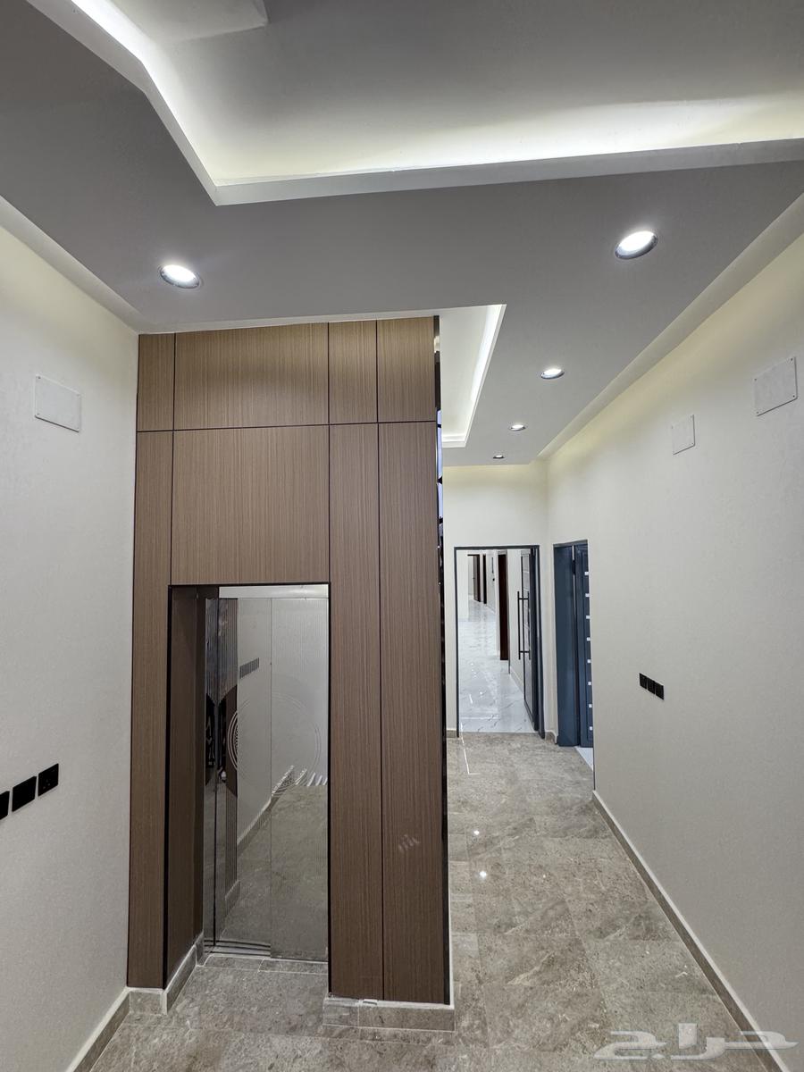 للبيع بالمحاله روف علوي دور ثاني مع ملحق تشطيب vip64155535147649111