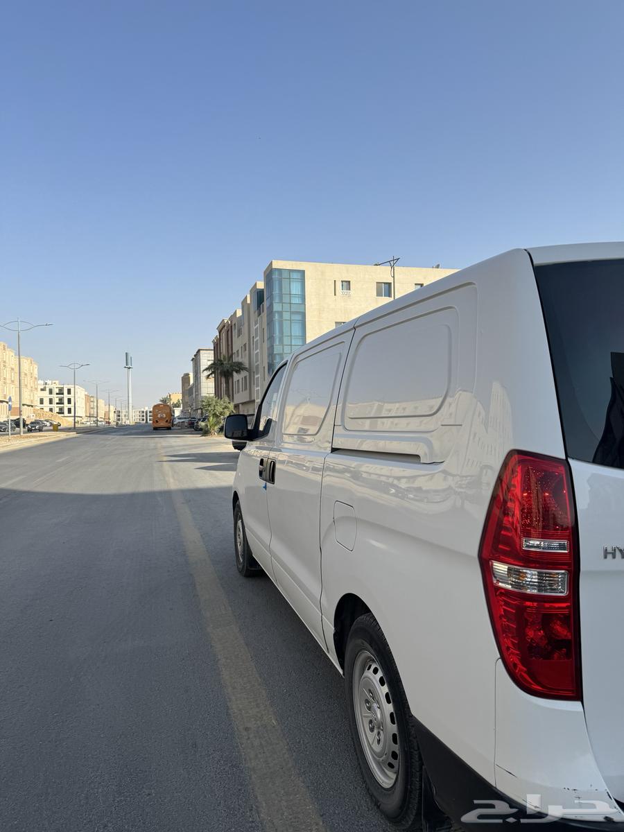 Moving and delivering items in Dammam, Al-Khobar, Al-Ahsa. Machi64187449319297110