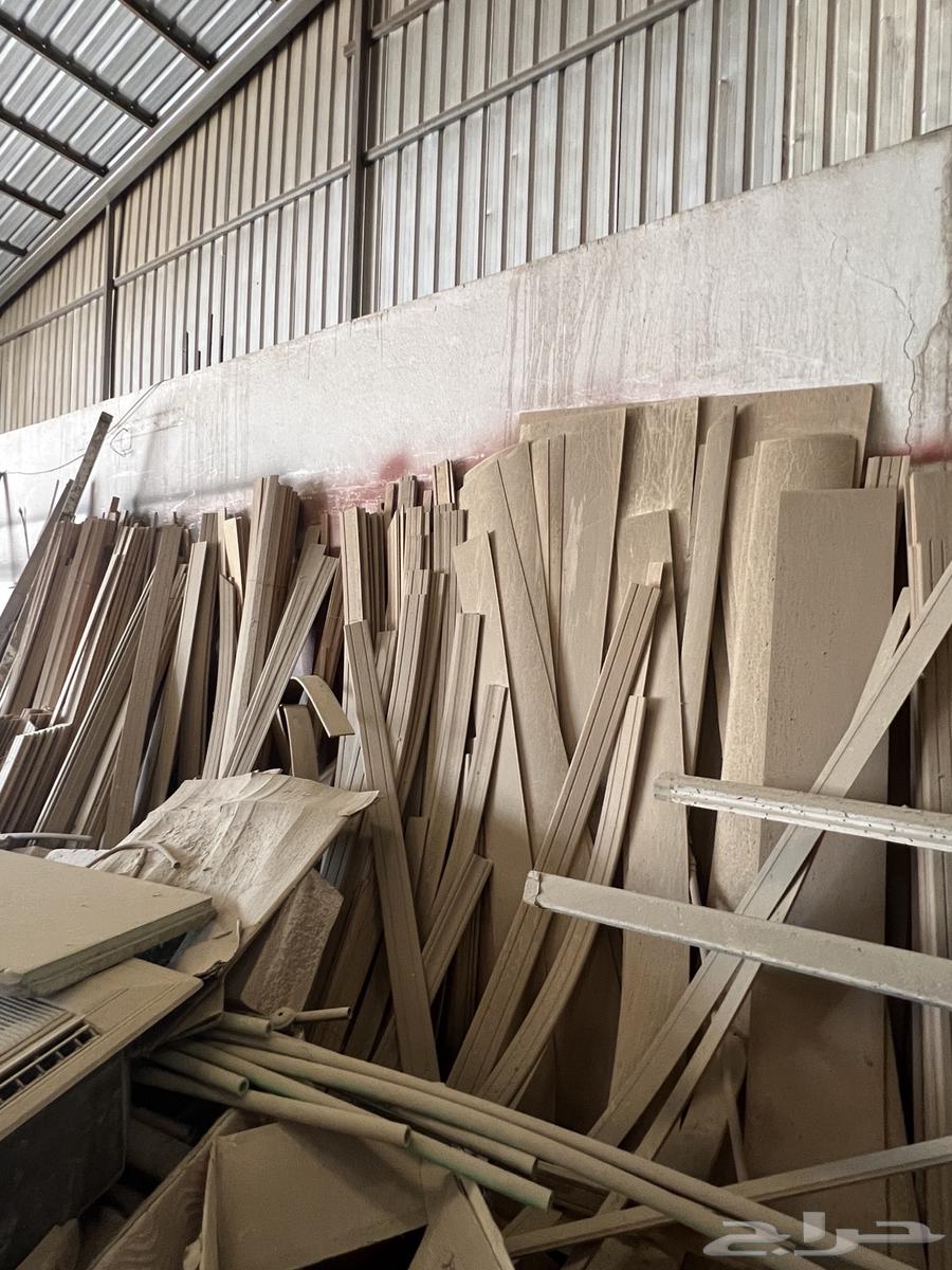 Various carpentry and metalworking tools64188124940290112