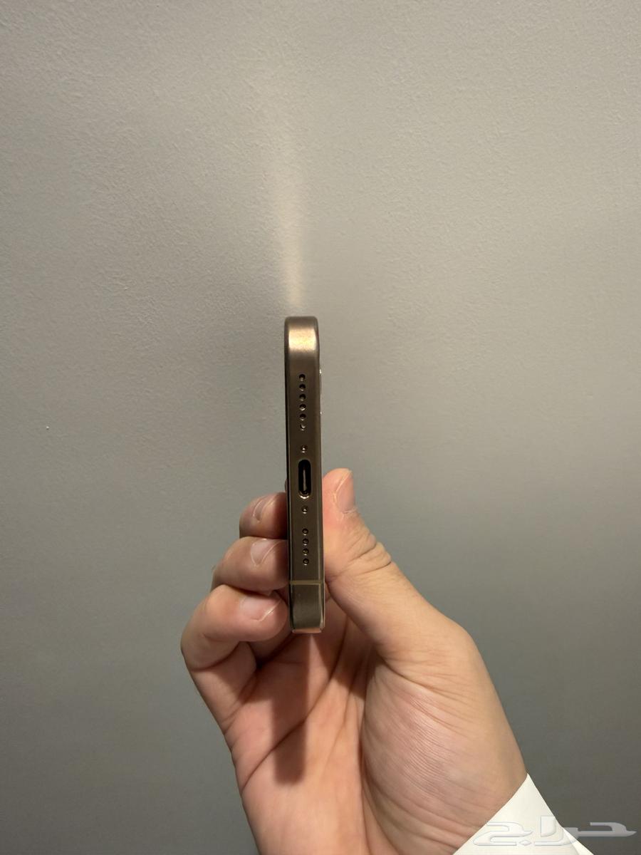 iPhone 16 Pro Max64465127866369111