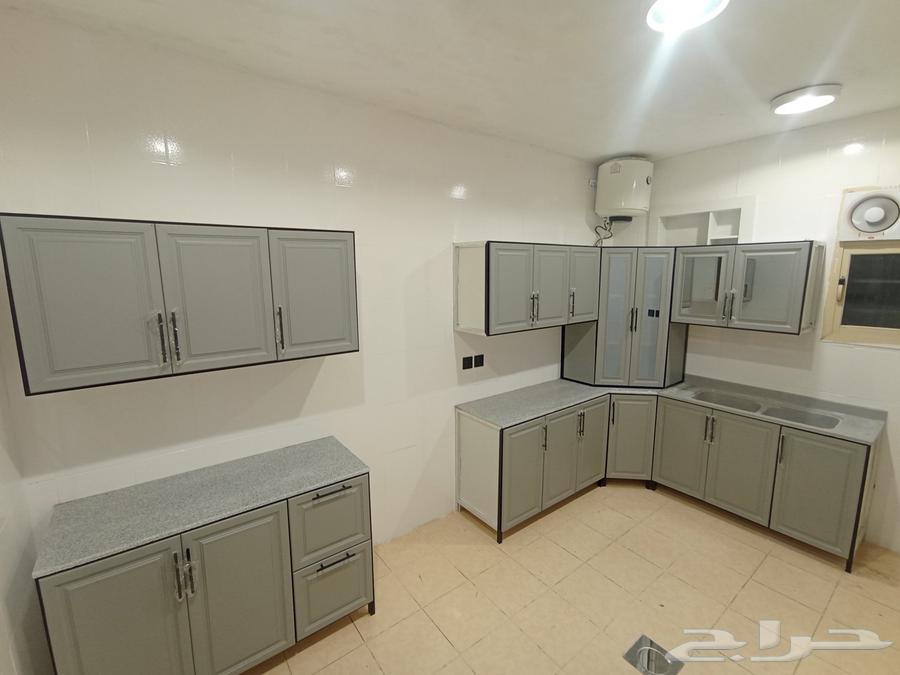 Ready-made and custom kitchens64425084370307112