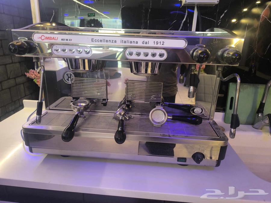 Coffee Shop Machine and Display Refrigerator64809784964483110