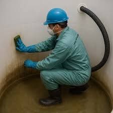 تنظيف وعزل خزنات المياه64189358283905110