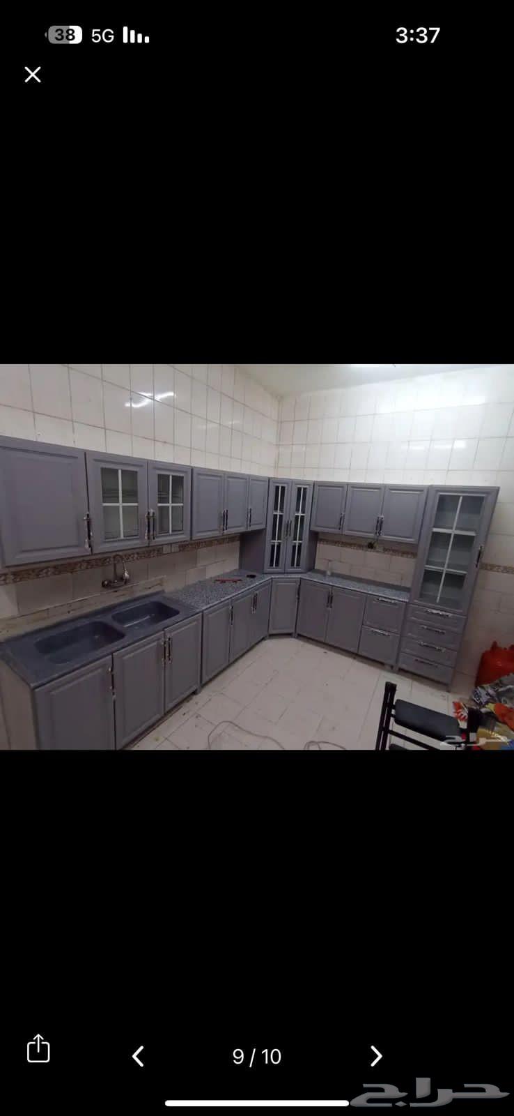 Ready-made and custom kitchens64425084370307111