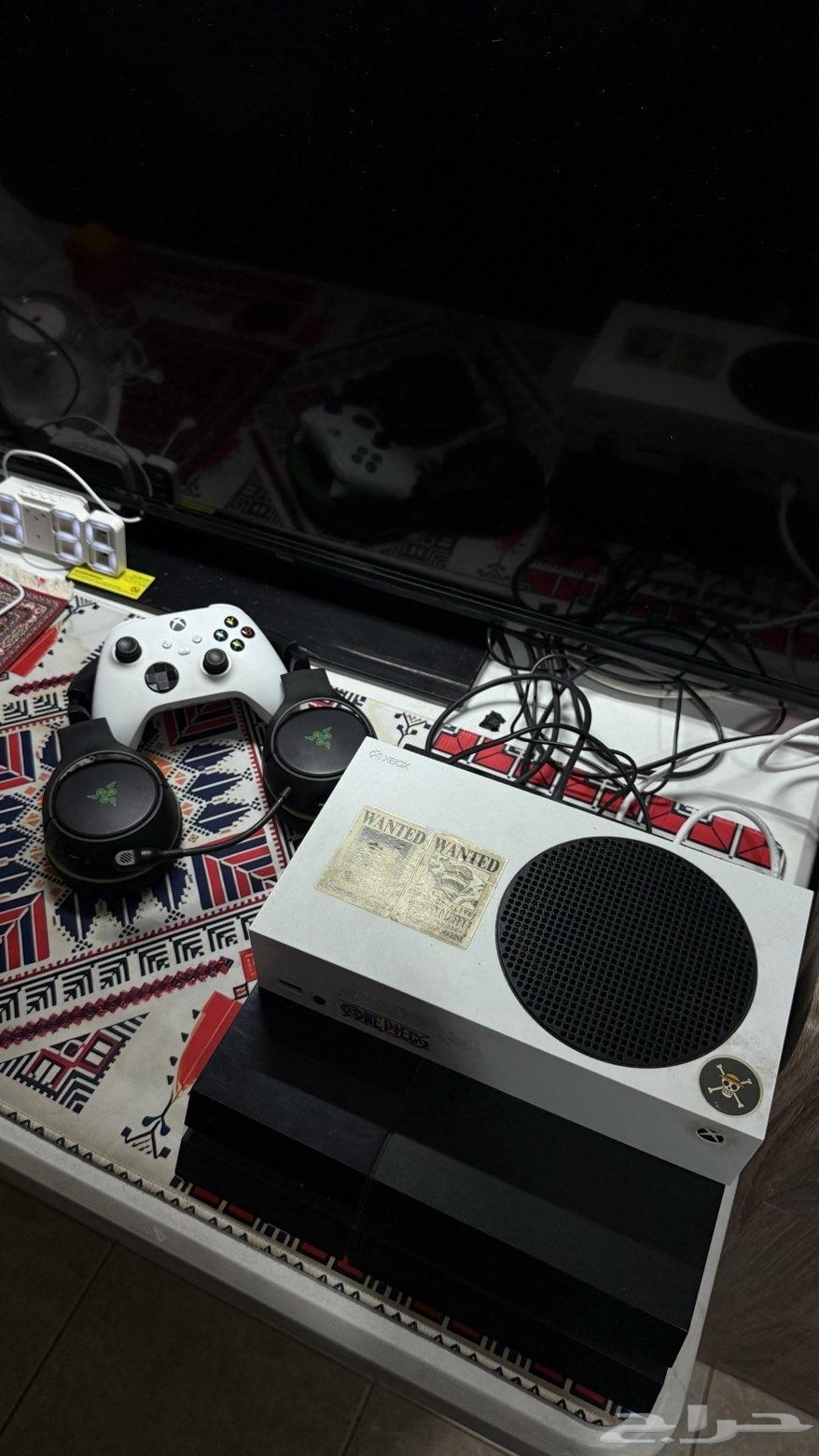 Xbox Series S device for sale from Noon, first owner with original box64187450138497112