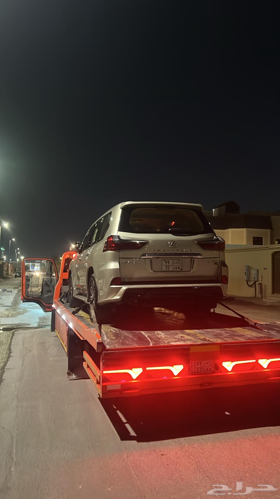 سطحه من الرياض إلى الدمام64189718269570112