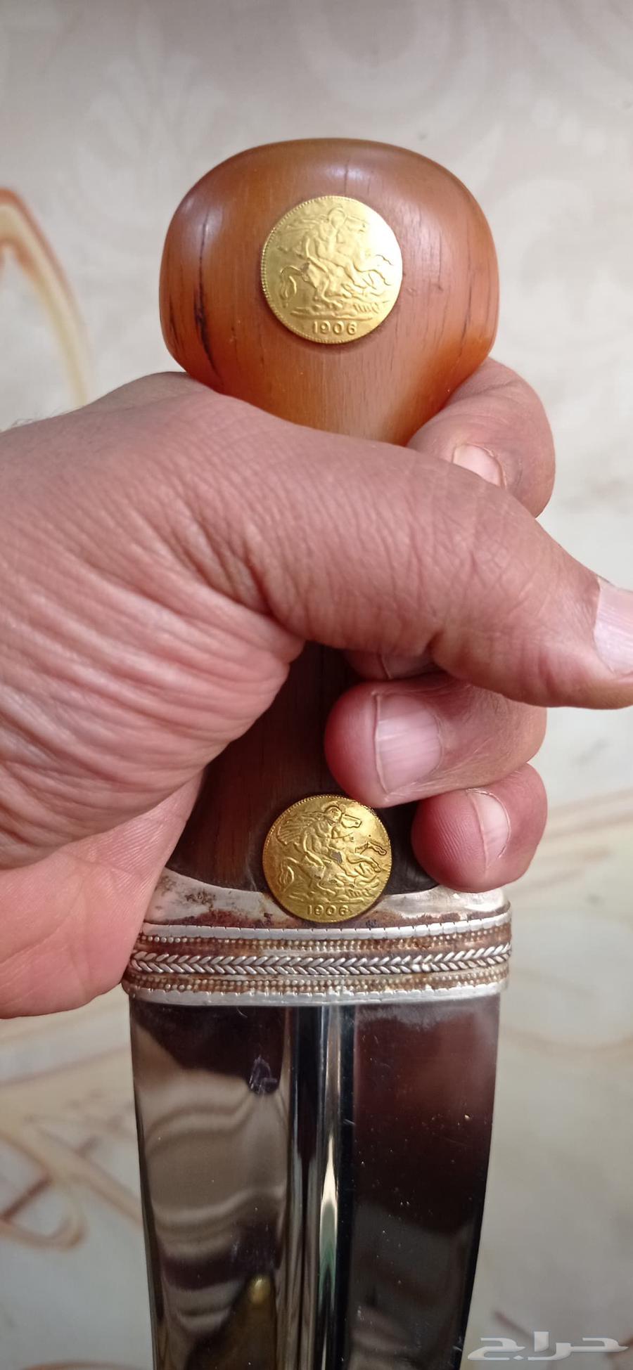 Cubic giraffe in Najran64468801203969114