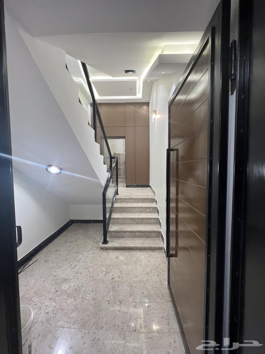 ارواف علوية وارضية للبيع ابها المحالة اسعار تبدأ من 690 الف64156481233667113